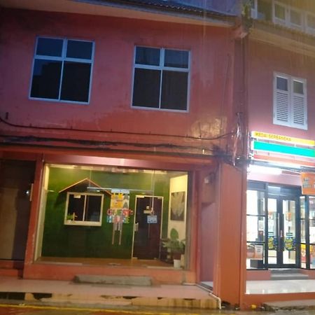 Joka-Joka Guesthouse Malacca Екстер'єр фото