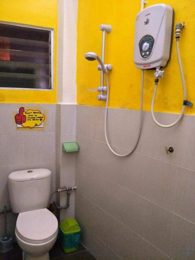 Joka-Joka Guesthouse Malacca Екстер'єр фото